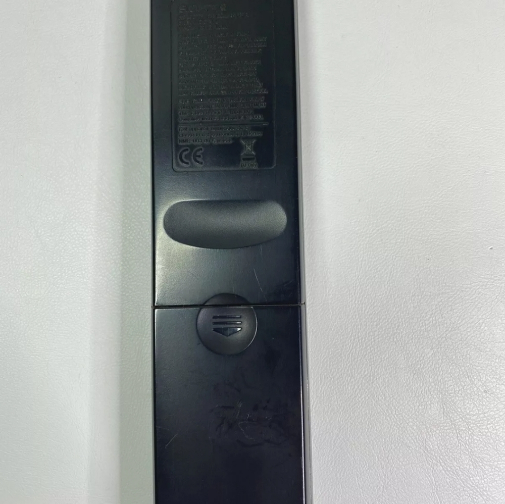 Sony Remote Commander Model RM-V310 TESTED - Picture 3 of 3
